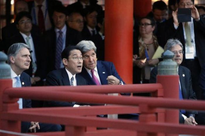 Kerry hace historia visitando Hiroshima pero no pedirá disculpas por la bomba atómica