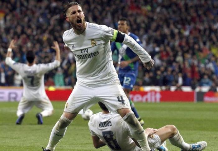 Zidane muestra algo más que emoción tras una jugada de Benzema