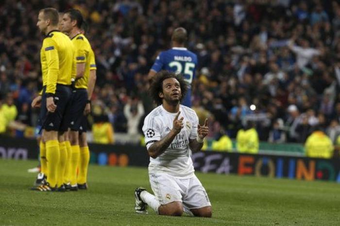 Zidane muestra algo más que emoción tras una jugada de Benzema