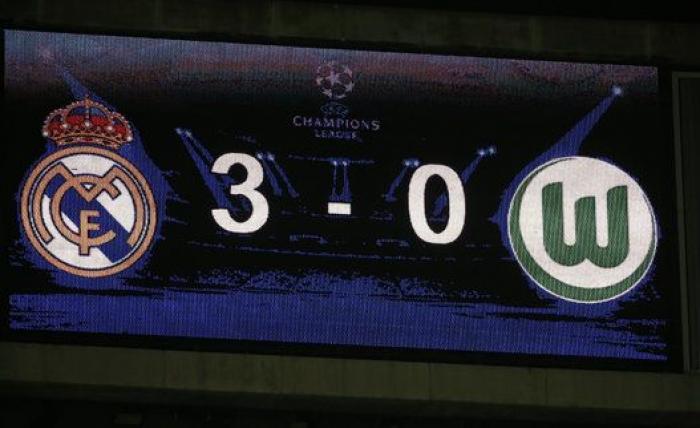 Zidane muestra algo más que emoción tras una jugada de Benzema