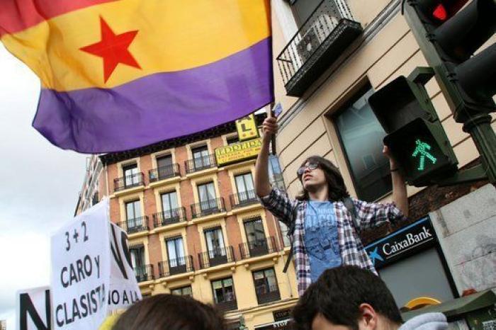 Miles de estudiantes se manifiestan en toda España contra la Lomce