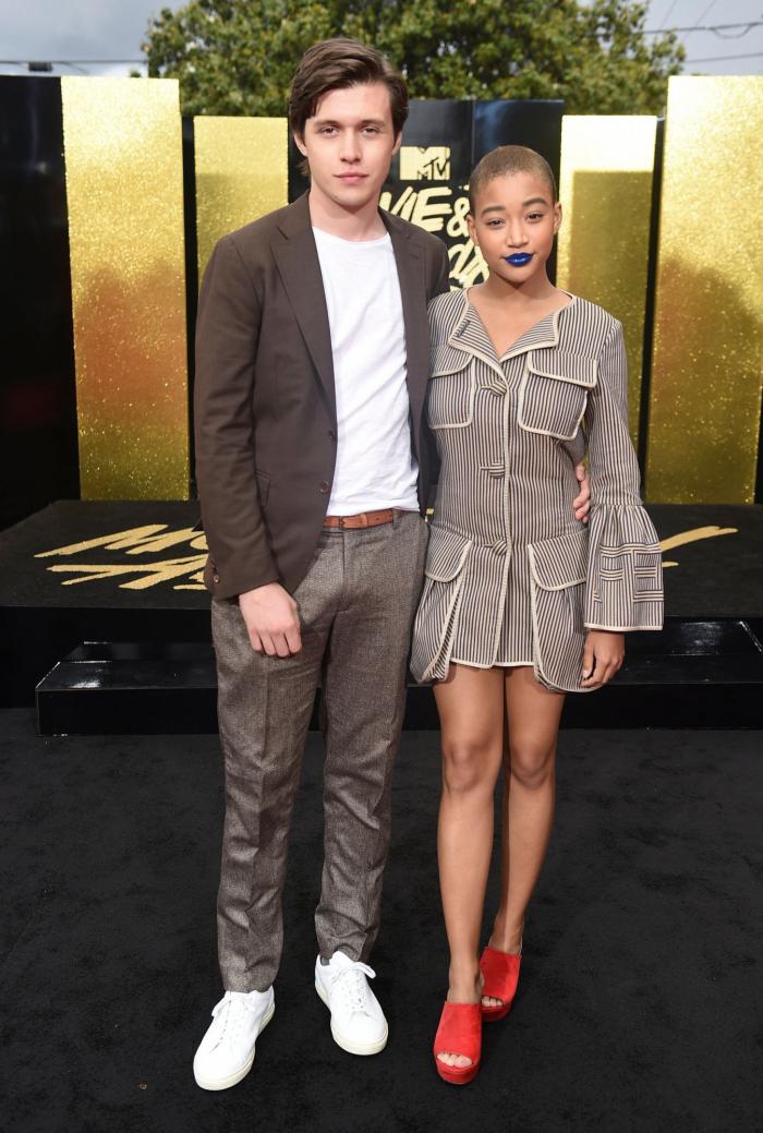 El encuentro entre Emma Watson y Millie Bobby Brown que enamoró a Hugh Jackman