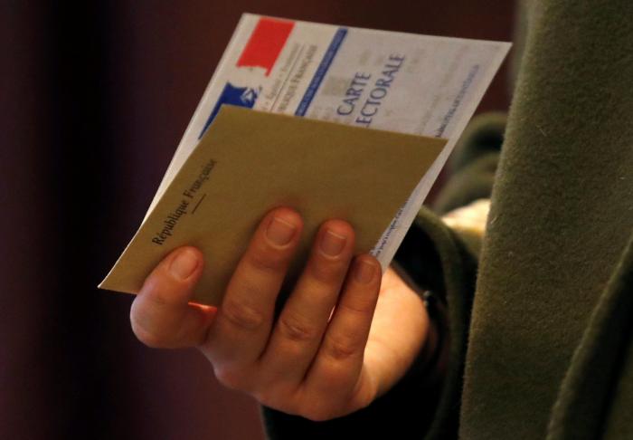 Manuel Valls, tras el descalabro socialista: "Es el fin de una historia"