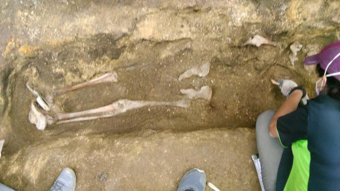 Aranga, el ejemplo de cómo se abren las fosas del franquismo sin ayudas y a puro tesón