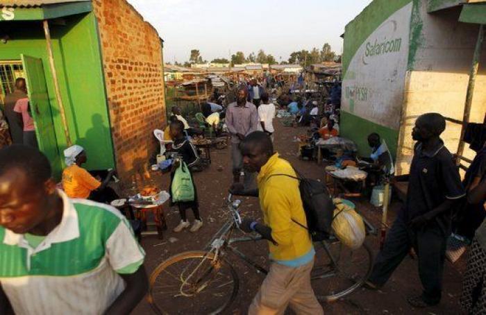 Obama reivindica sus raíces en Kenia, país natal de su padre