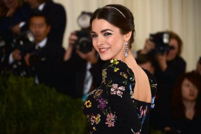 Un bloguero recrea en su casa los 'looks' más destacados de la gala Met 2016