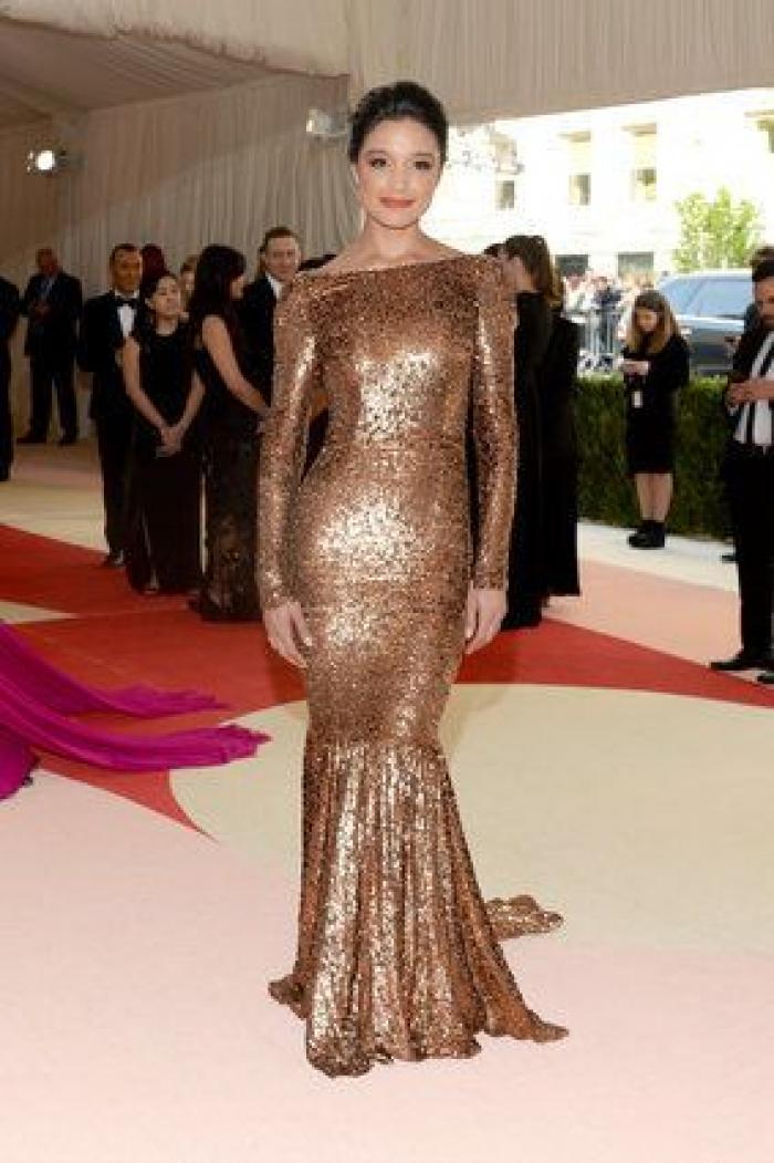 Un bloguero recrea en su casa los 'looks' más destacados de la gala Met 2016