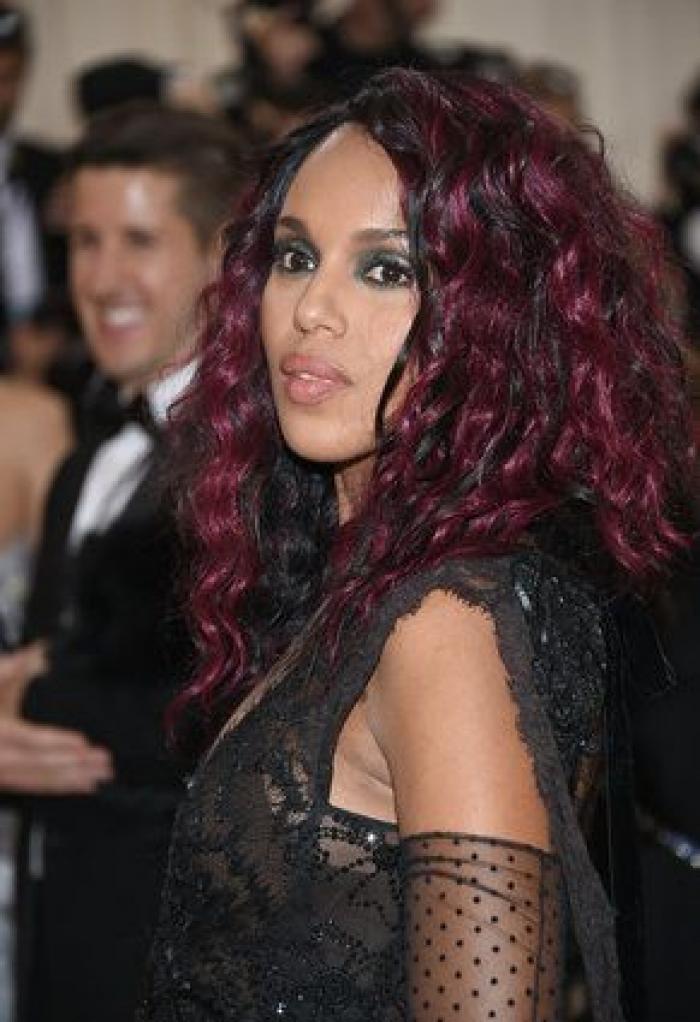 Un bloguero recrea en su casa los 'looks' más destacados de la gala Met 2016