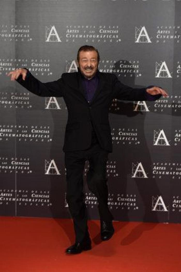 Más de cien intelectuales apoyan en un manifiesto la confluencia de IU y Podemos