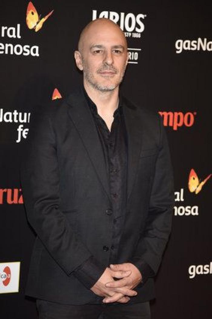 Más de cien intelectuales apoyan en un manifiesto la confluencia de IU y Podemos