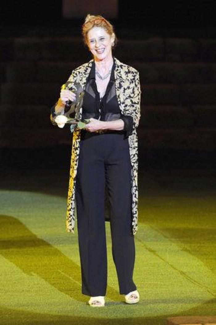 Más de cien intelectuales apoyan en un manifiesto la confluencia de IU y Podemos