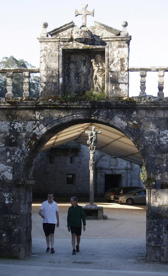 Rajoy apoya a Catalá y Zoido y asegura que "quien la hace la paga"