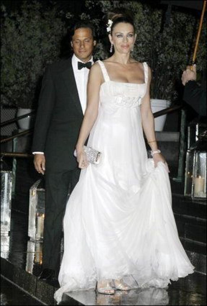 ¡Cambio radical! Elizabeth Hurley comparte una foto de cuando era pequeña