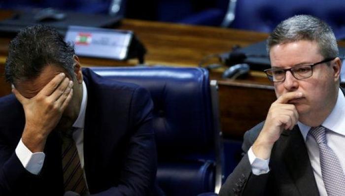 Festival de bostezos y sueño en la maratoniana sesión del Senado brasileño