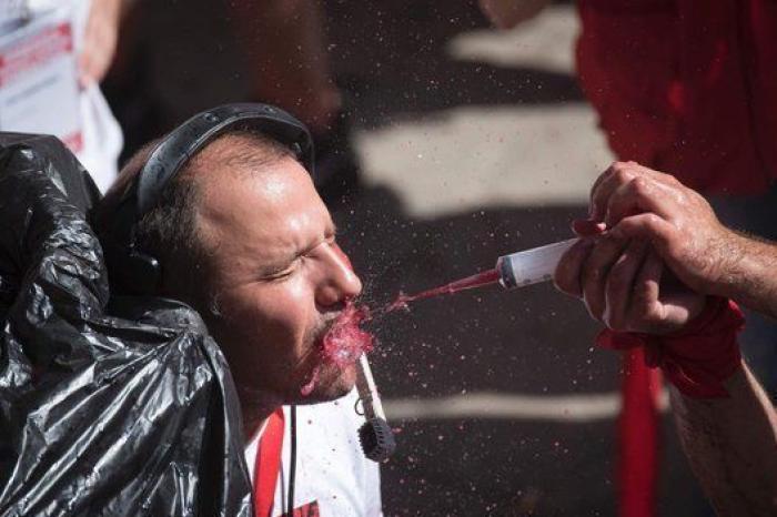 "¡Pamplonesas, pamploneses!": las mejores imágenes del chupinazo 2016
