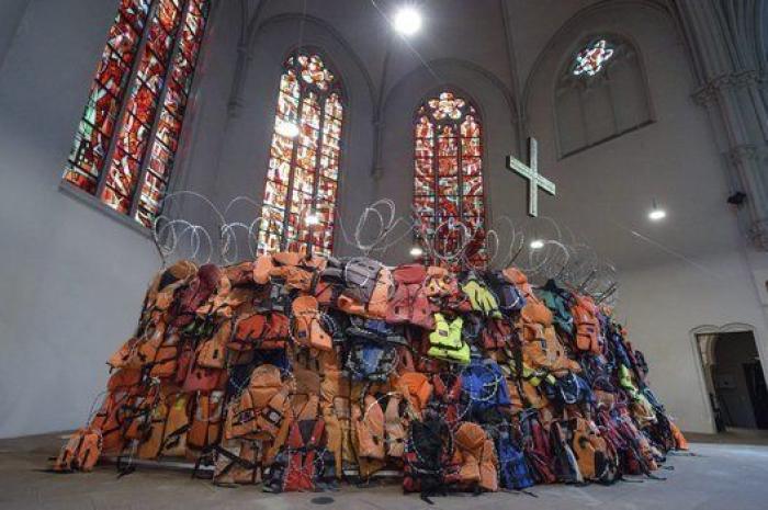 La fiebre del juego 'Pokemon GO', las calles de París desde los cielos y otras fotos de este jueves