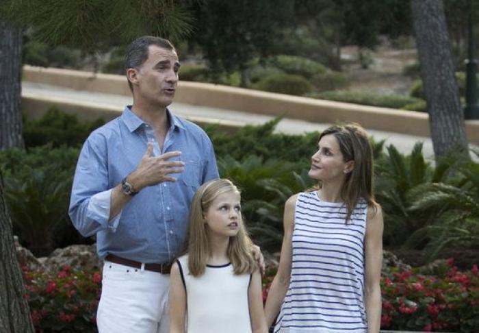 El rey se resigna ante este "verano atípico": "Es lo que toca"