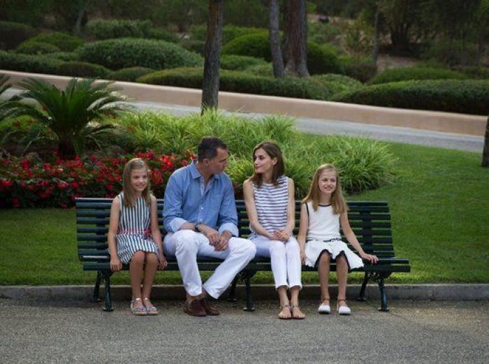 El rey se resigna ante este "verano atípico": "Es lo que toca"