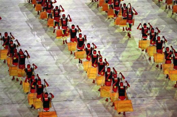 Río se despide con un torbellino tropical