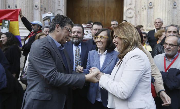 Andalucía aprueba la pionera Ley de Memoria Democrática
