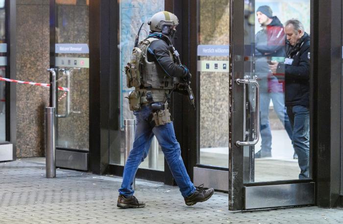 Al menos cinco heridos tras un ataque con hacha en una estación de Alemania