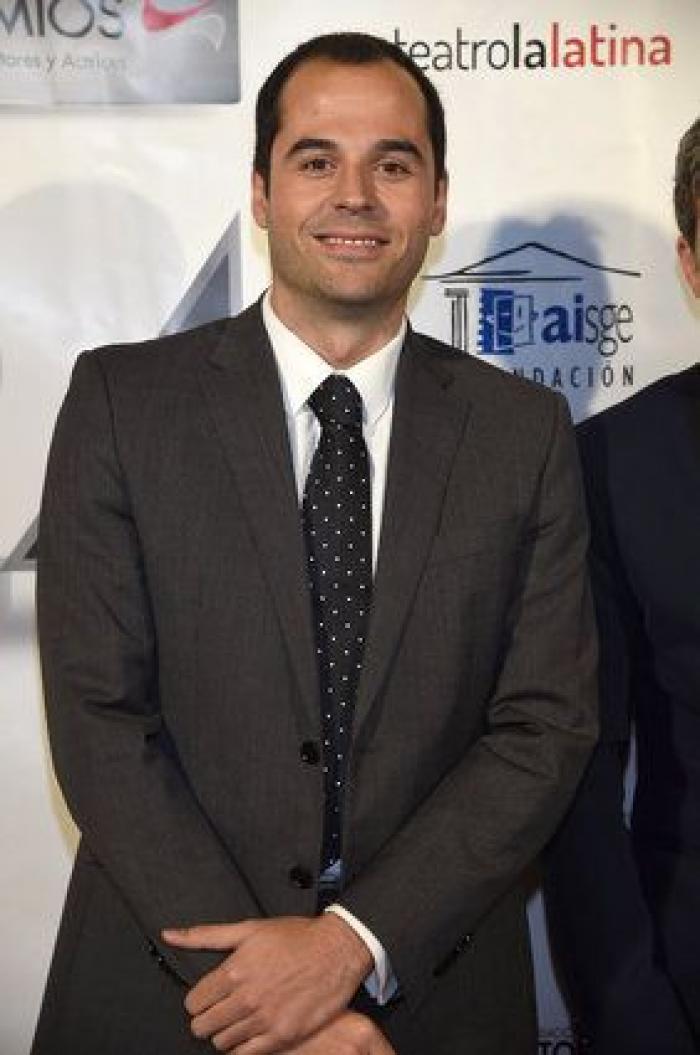 La Unión de Actores consolida el éxito de 'La isla mínima' y premia a José Sacristán