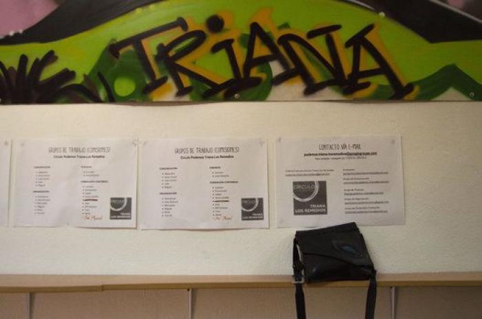 El círculo de Podemos en el barrio de Susana Díaz: "El descontento es increíble"