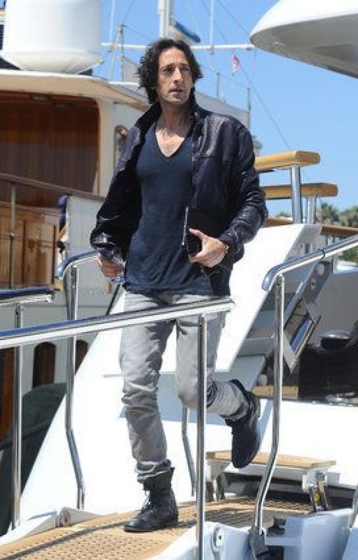 Detenido por fingir ser guardia civil utilizando un carné con la foto de Adrien Brody