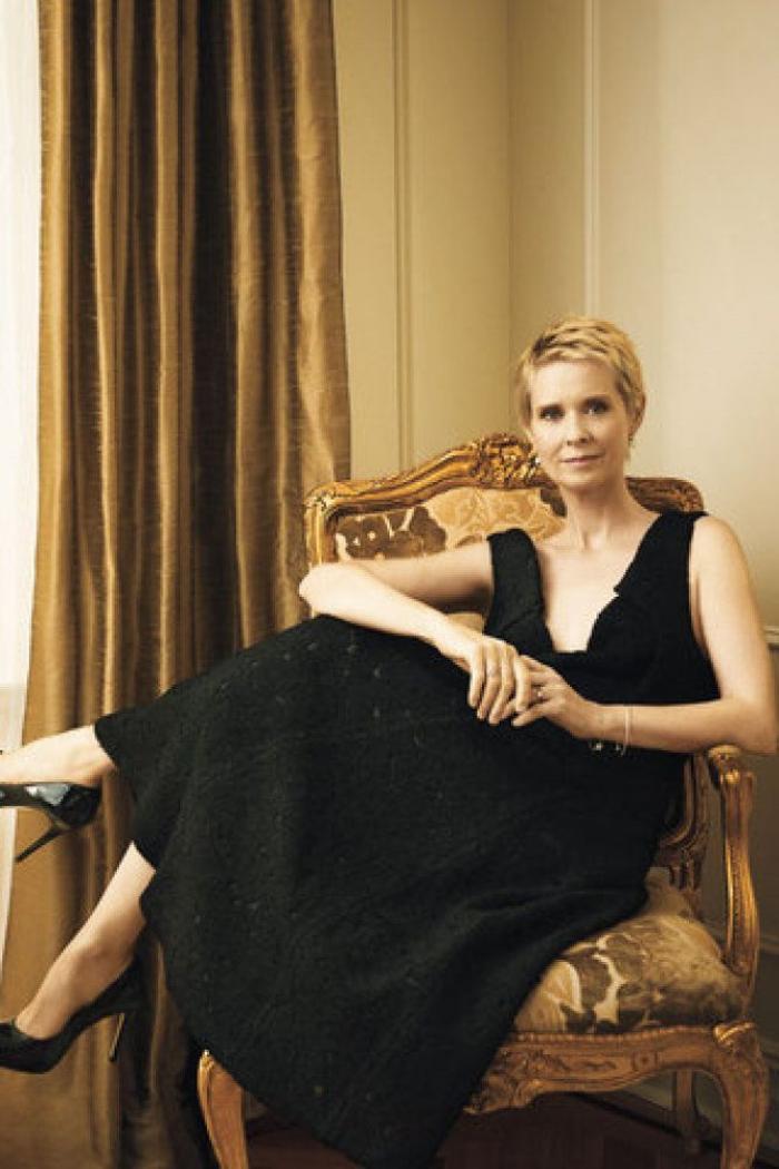 Kaley Cuoco, como una magdalena tras comprometerse con su novio