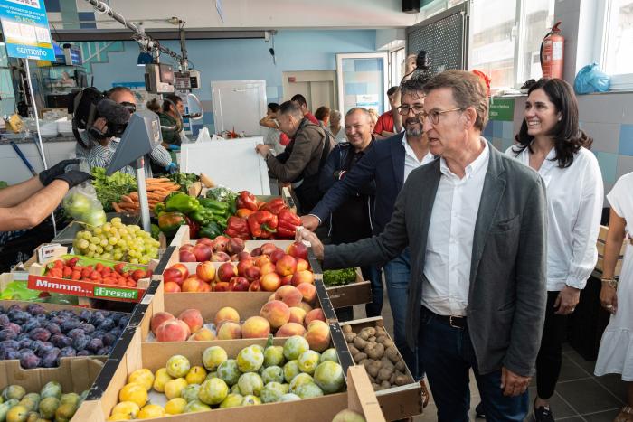 Preguntan a Garamendi (CEOE) si está más cómodo con Feijóo que con Sánchez y acaba diciendo esto