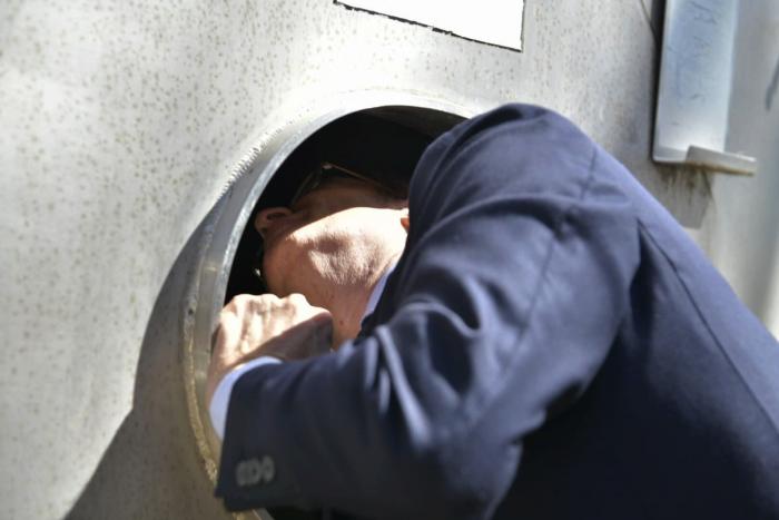 Preguntan a Garamendi (CEOE) si está más cómodo con Feijóo que con Sánchez y acaba diciendo esto