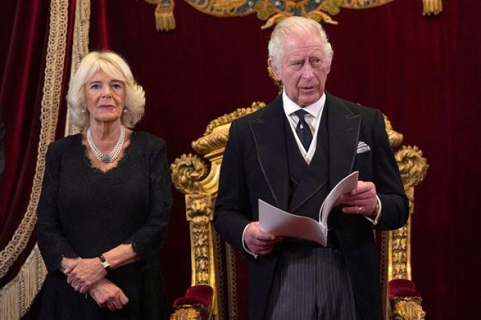 Carlos III sucede a Isabel II y es proclamado formalmente nuevo rey del Reino Unido