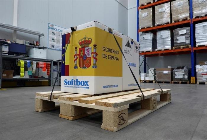 Diputados de Vox se niegan a enseñar el pasaporte covid en Fitur