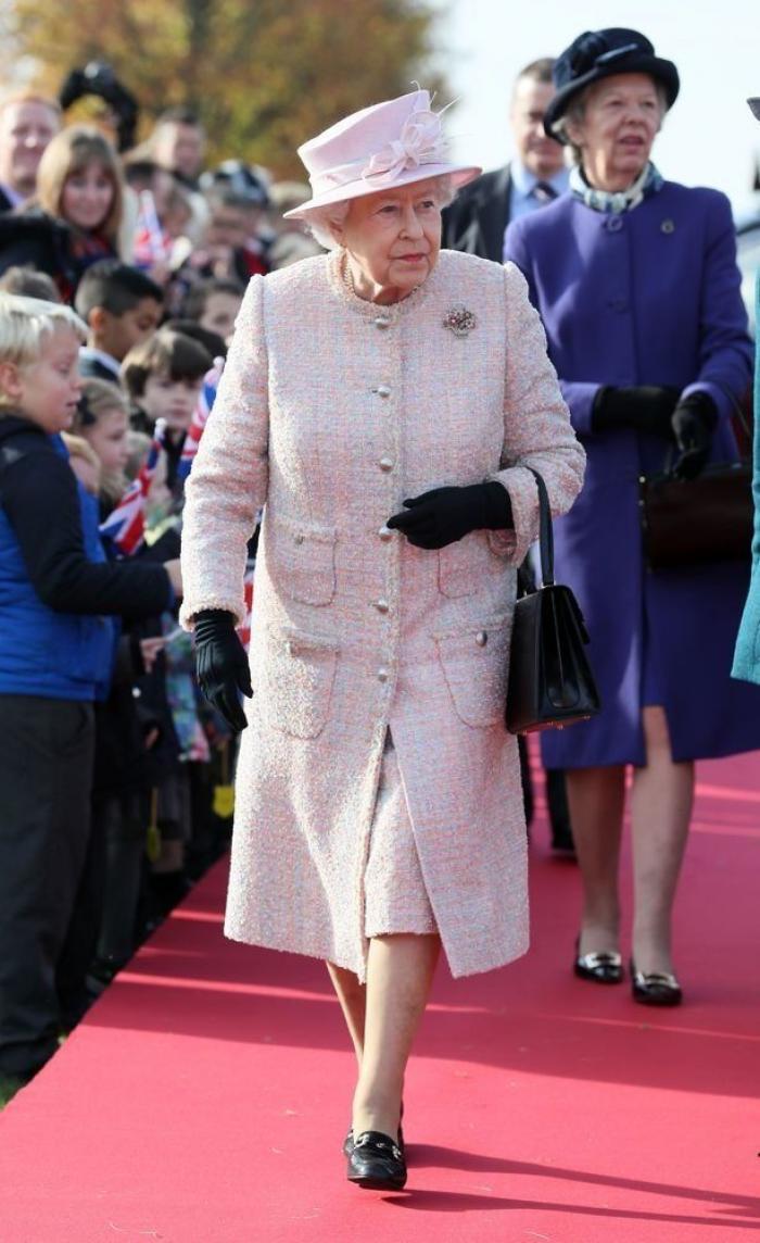 Isabel II o cómo convertir su imagen en un legado