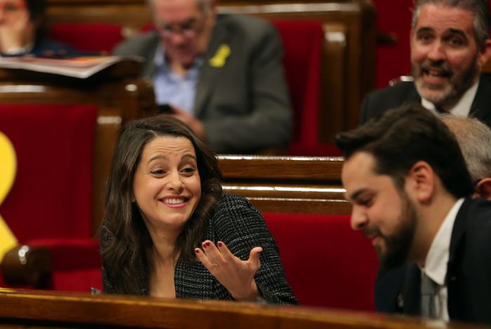 Una diputada de Ciudadanos se queja de las citas médicas en Madrid y las respuestas eran de esperar