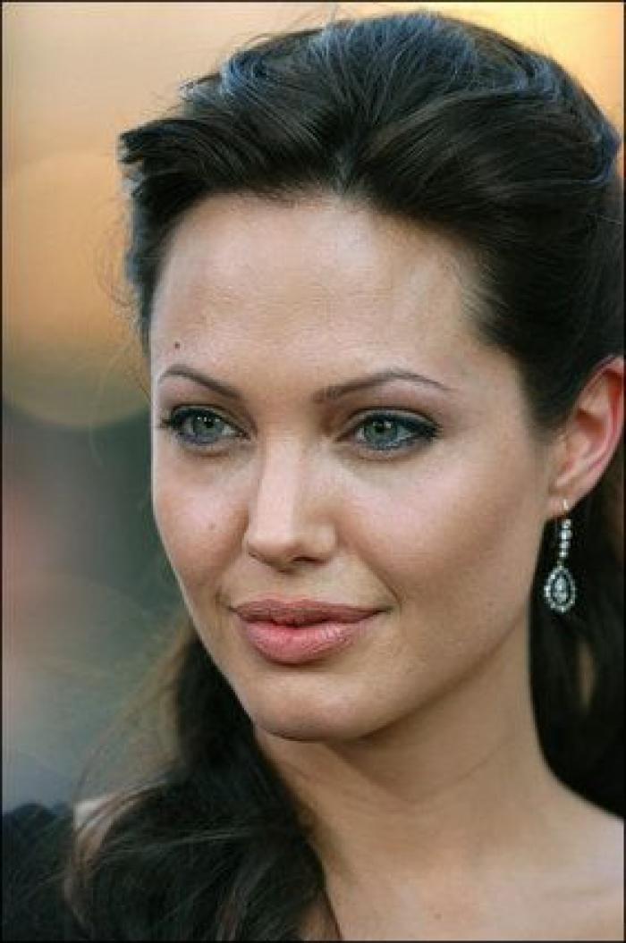 Angelina Jolie cumple 40 años: el álbum de fotos familiar y laboral de la actriz (FOTOS)