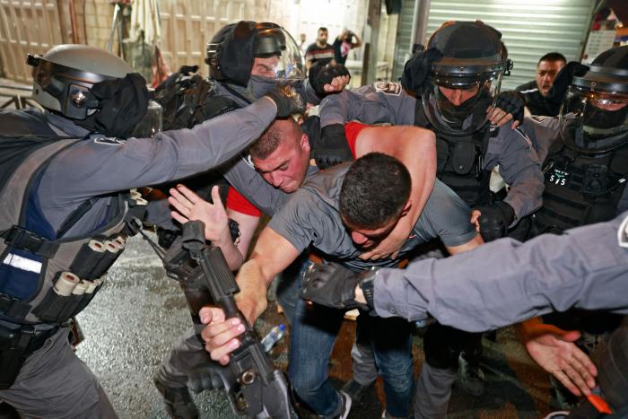 Fuerzas israelíes matan a un menor palestino durante choques en Cisjordania