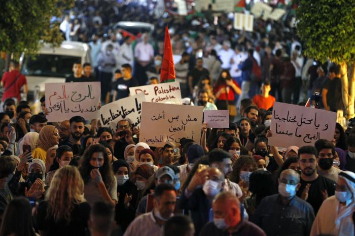 Fuerzas israelíes matan a un menor palestino durante choques en Cisjordania