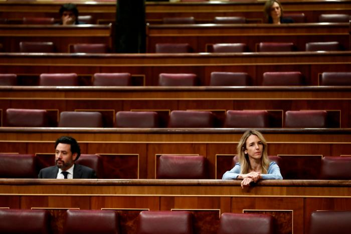 ¿Y Cayetana qué opina?