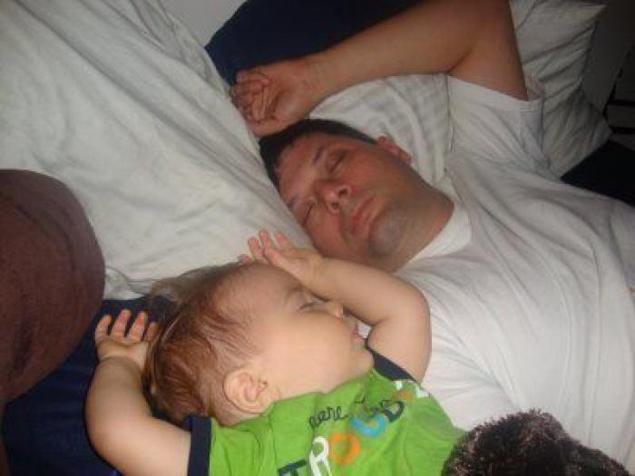 Cómo lograr dormir a tu bebé sin llantos