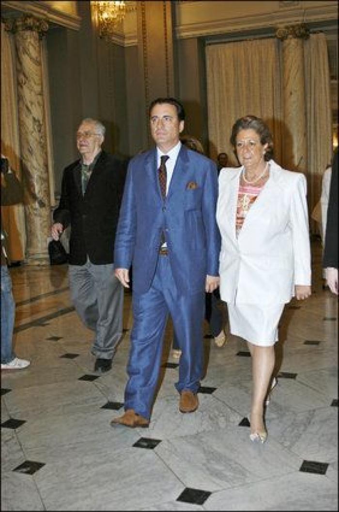 Bonig rompe a llorar al despedirse de sus principales adversarios en la Comunidad Valenciana