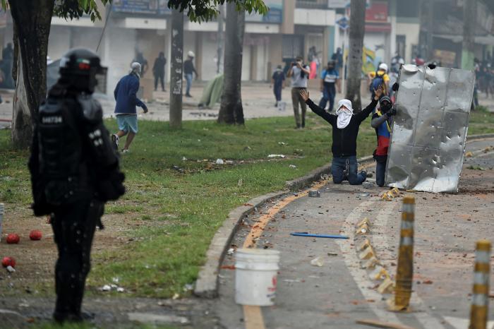 El grito desesperado de Colombia pidiendo ayuda al mundo: "¡Nos están matando!"
