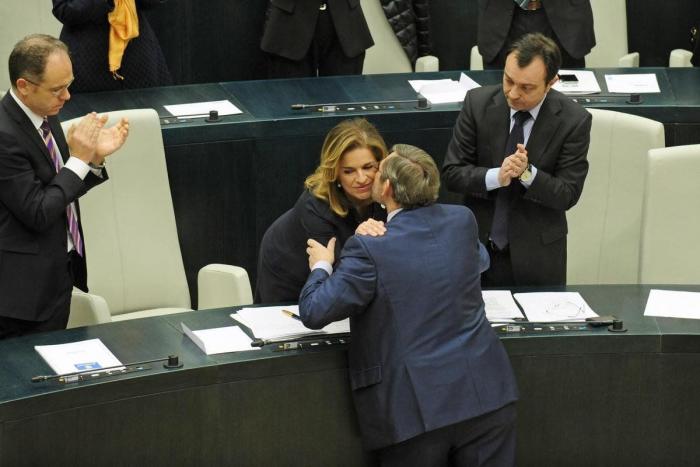 Botella pide hacer un "esfuerzo de regeneración" en la política