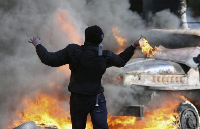 Los enfrentamientos en Ucrania dejan alrededor de un centenar de muertos