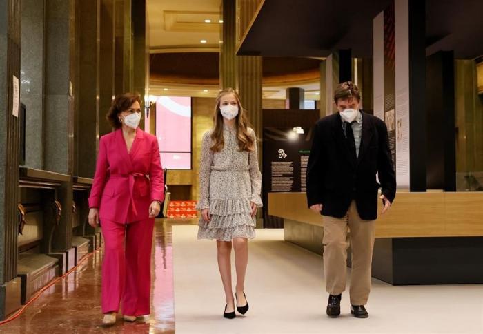 Leonor se lanza con esta pregunta en su primer acto sin sus padres