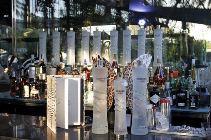 El actor Micky Molina, detenido en el aeropuerto de Ibiza por resistencia y desobediencia a la autoridad