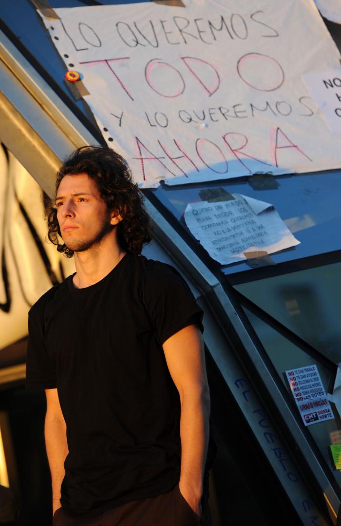 "Sin casa, sin curro, sin pensión" o "democracia real YA": los lemas 15M