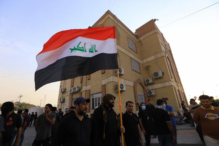 Ascienden a 35 los muertos por enfrentamientos en Bagdad tras la retirada de Al Sadr