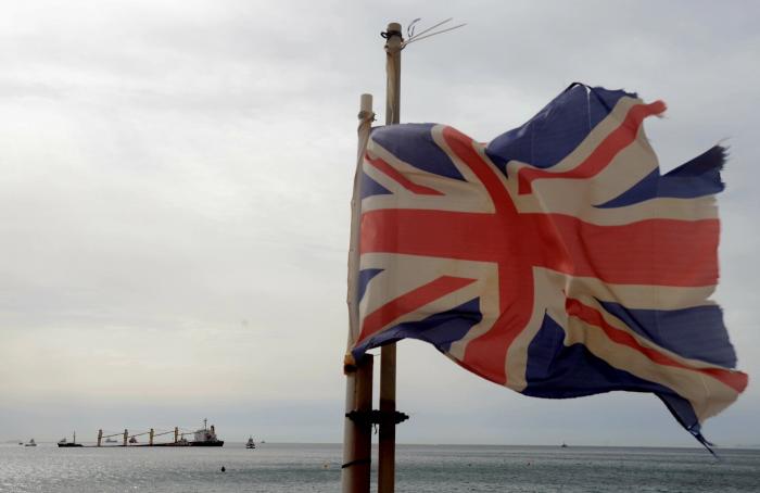 Gibraltar, la gasolinera 'low cost' del sur de Europa que pone en riesgo ecosistemas protegidos