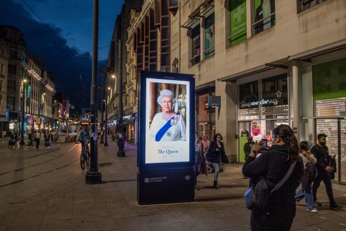 Los seis discursos de la reina
